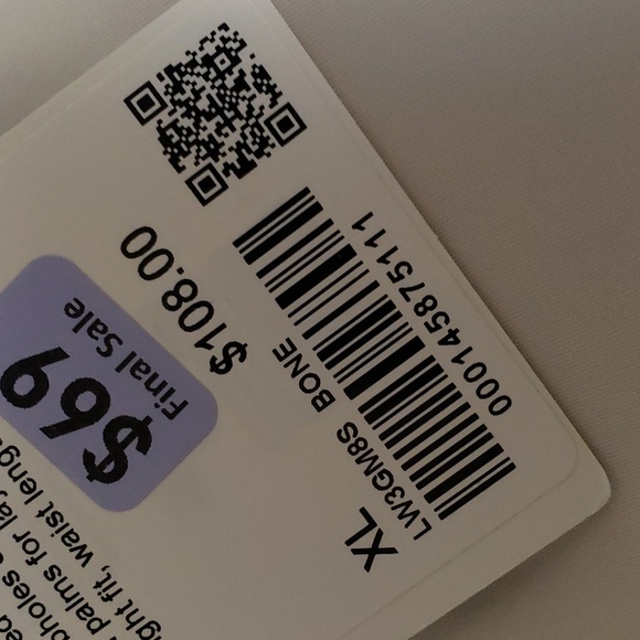 Lululemon Tight-Fit Lined Long Sleeve Shirts - Picture 12 of 12